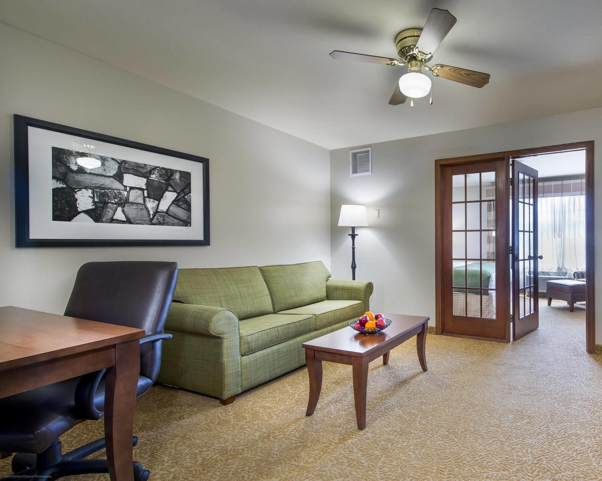 Country Inn & Suites By Radisson, Greeley, Co Dış mekan fotoğraf